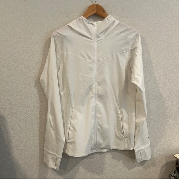 Lululemon mist over windbreaker white size 10 lightweight workout - Picture 3 of 13